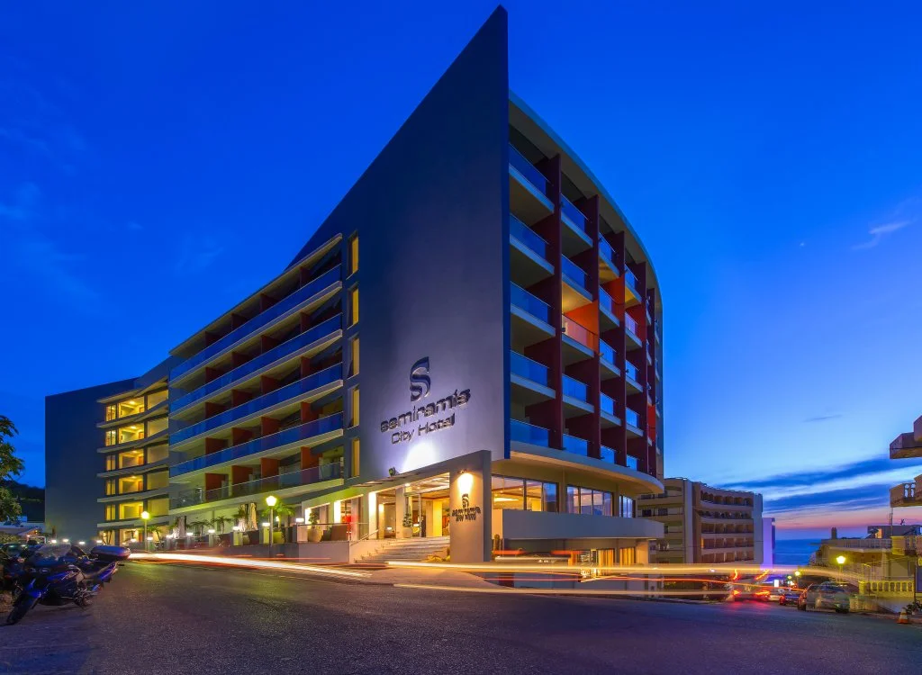  Semiramis City Hotel